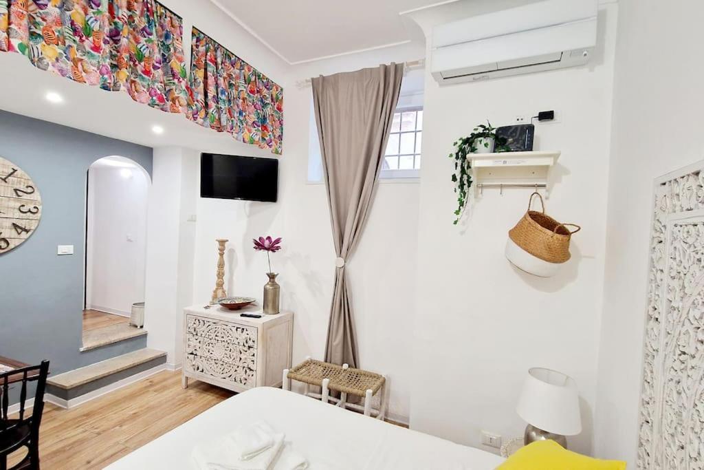 Small & Cozy Near Piazza Navona Apartment Rome