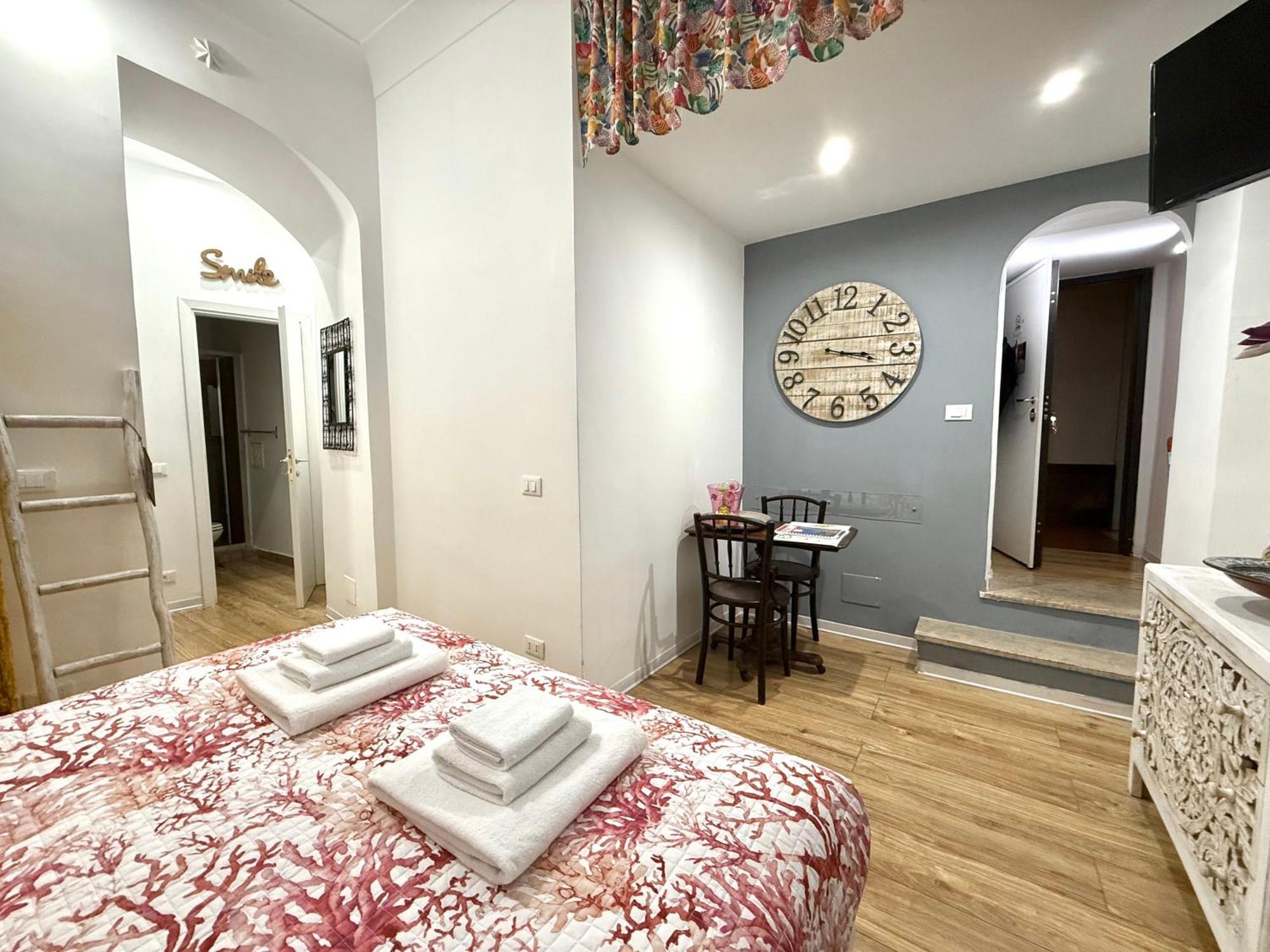 Apartment Small & Cozy Near Piazza Navona Rome